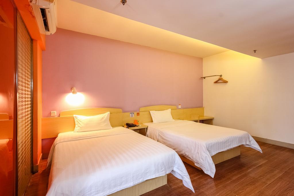 7Days Inn Guangzhou Wuyang New Town Экстерьер фото